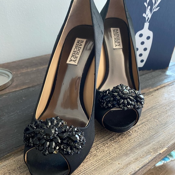 Badgley Mischka shoes - Picture 2 of 5